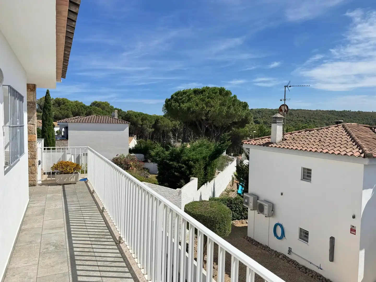 Vista exterior de Casa o chalet en venta en L'Escala con Aire acondicionado, Calefacción y Jardín privado