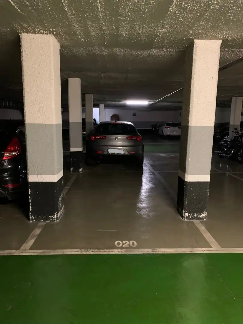 Aparcamiento en venta en Poble, imagen 2