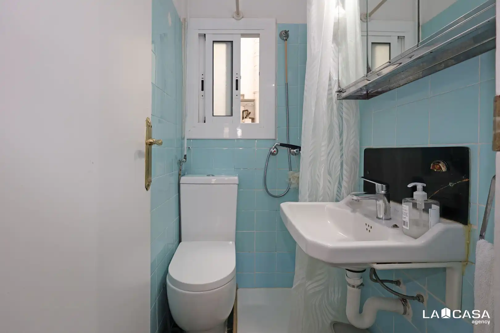 Baño de Ático en venta en Barcelona con Terraza