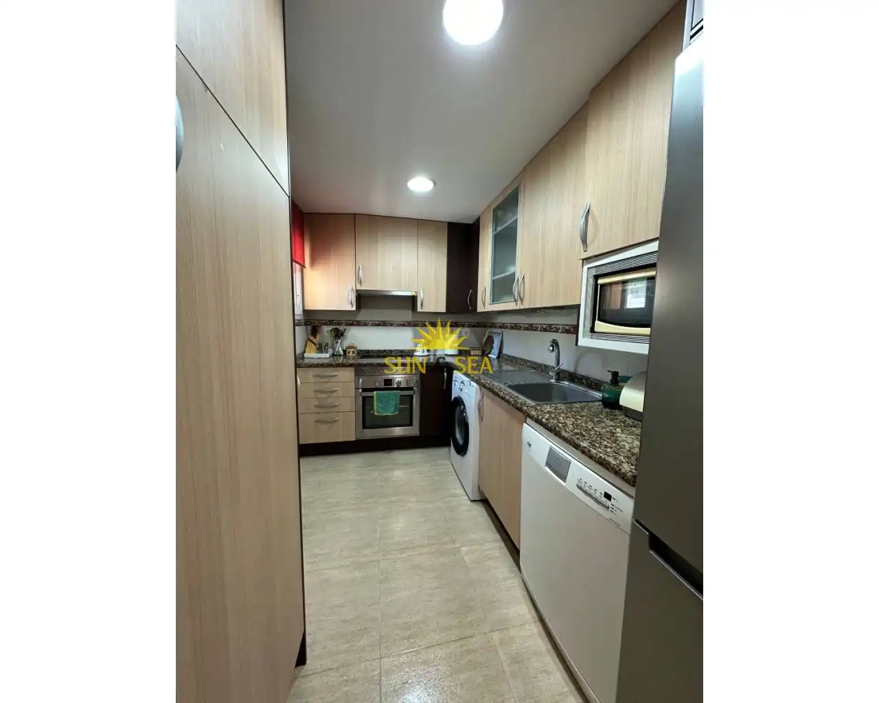 Cocina de Piso de alquiler en Calpe / Calp con Aire acondicionado, Calefacción y Jardín privado