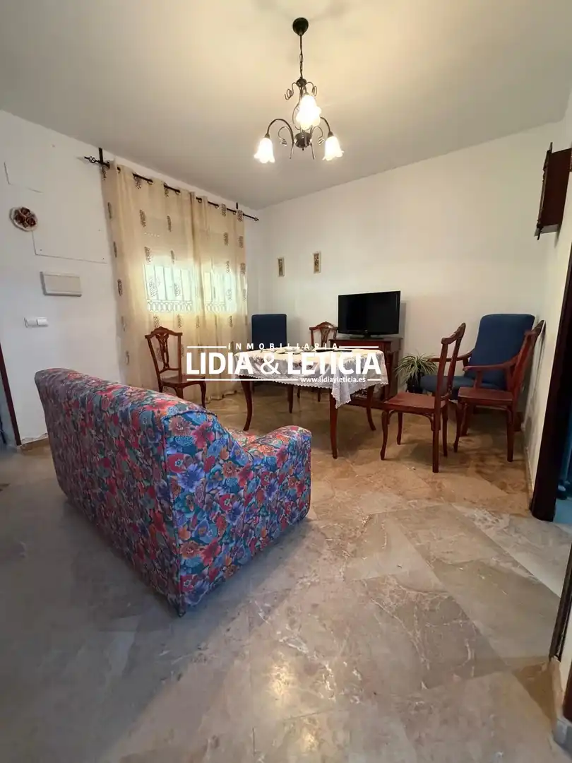 Sala d'estar de Casa adosada en venda en Alcalá de Guadaira
