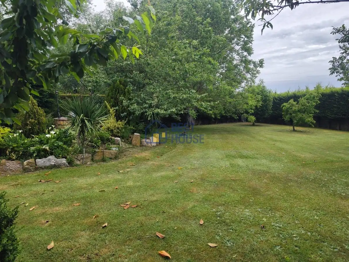 Casa o xalet en venda en San Andrés del Rabanedo amb Calefacció, Jardí privat i Parquet