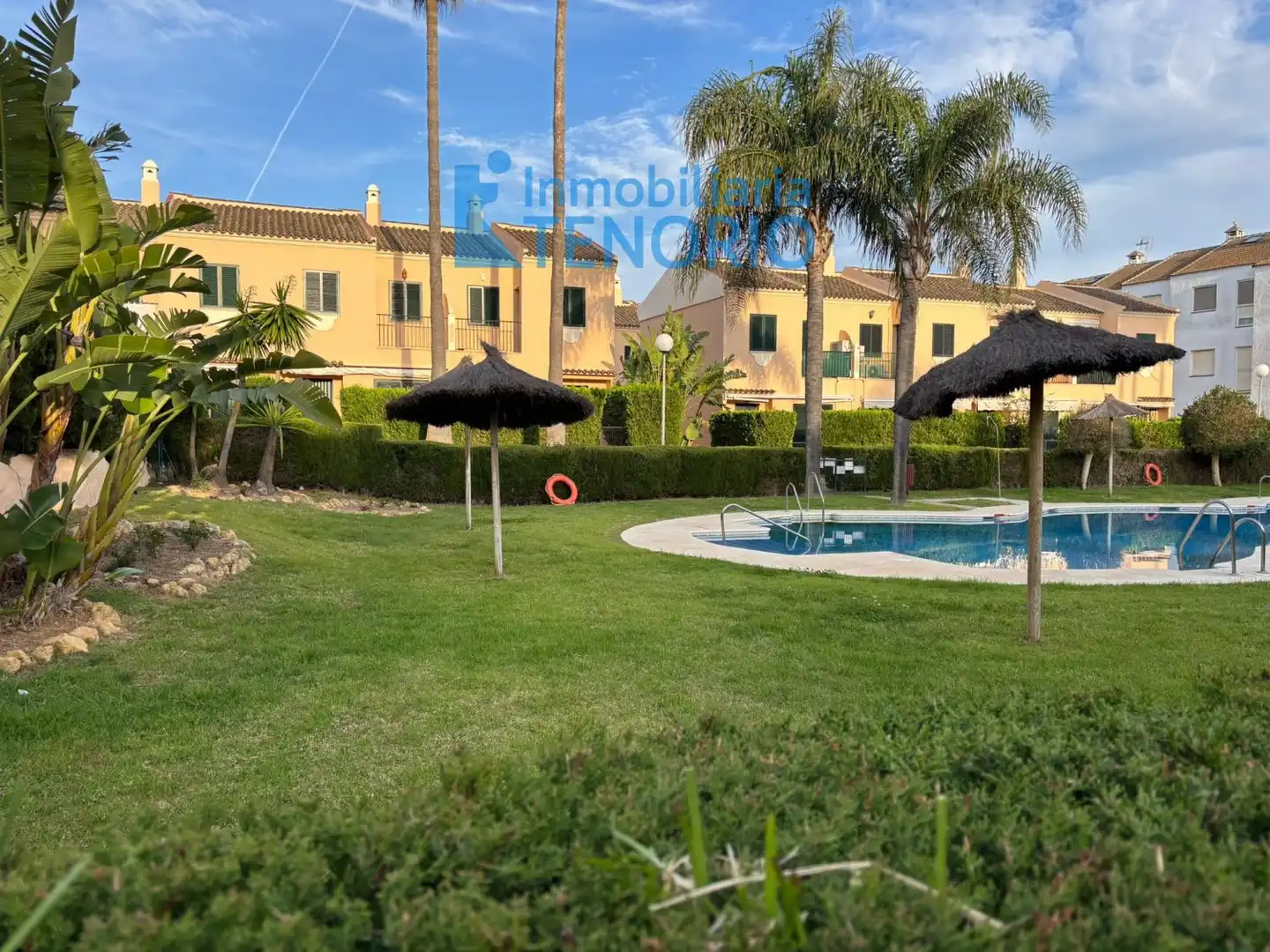 Jardín de Casa adosada en venta en Islantilla con Terraza y Piscina comunitaria