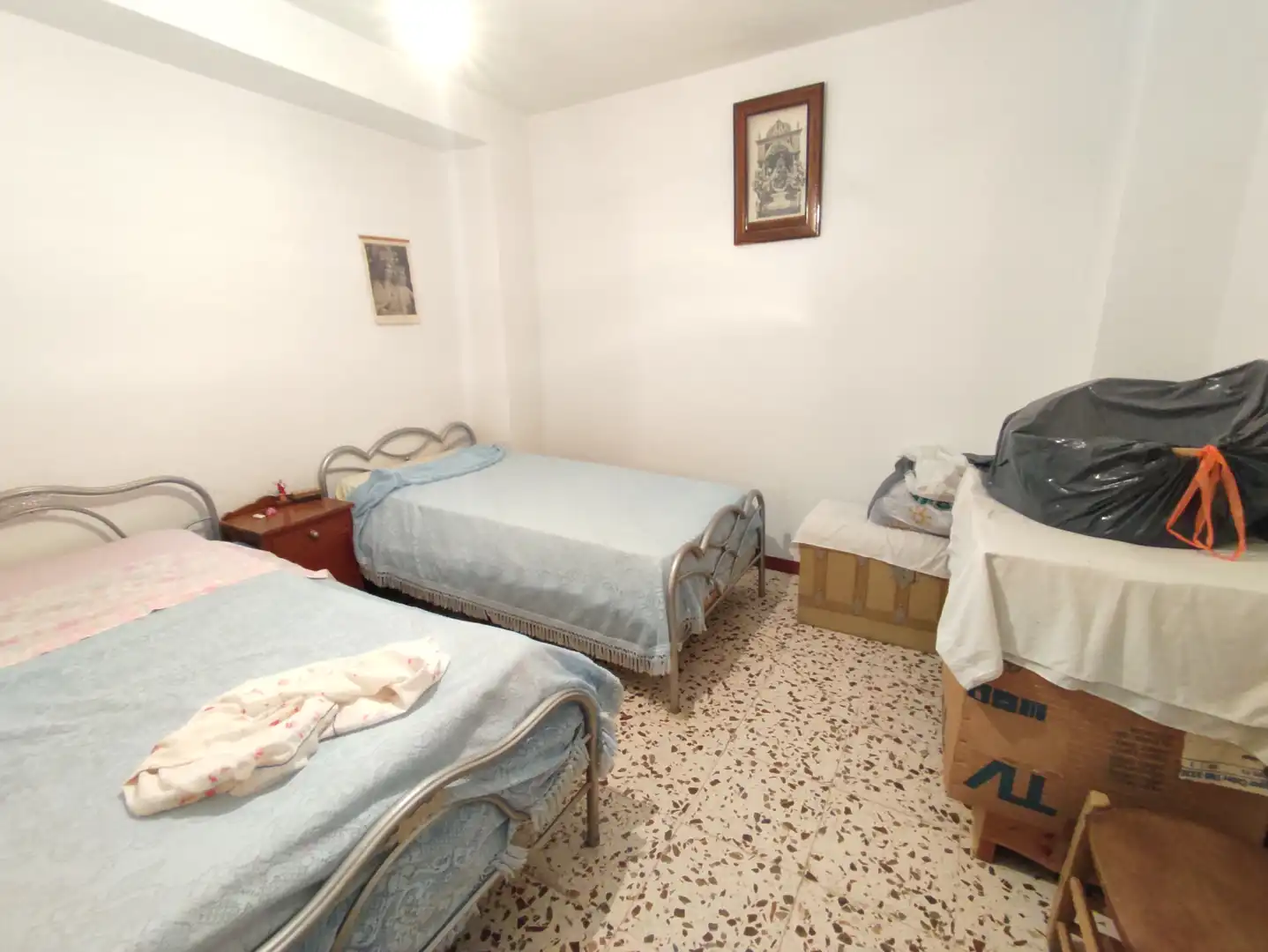 Dormitori de Casa o xalet en venda en Iznájar amb Moblat
