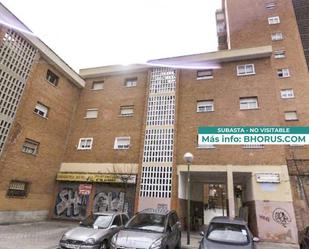 Exterior view of Flat for sale in  Madrid Capital  with Private garden