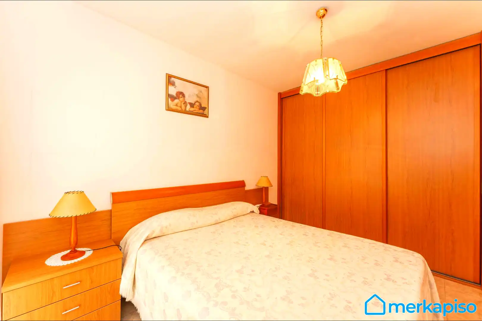 Habitación de Casa adosada en venta en Viladecans con Calefacción, Jardín privado y Terraza