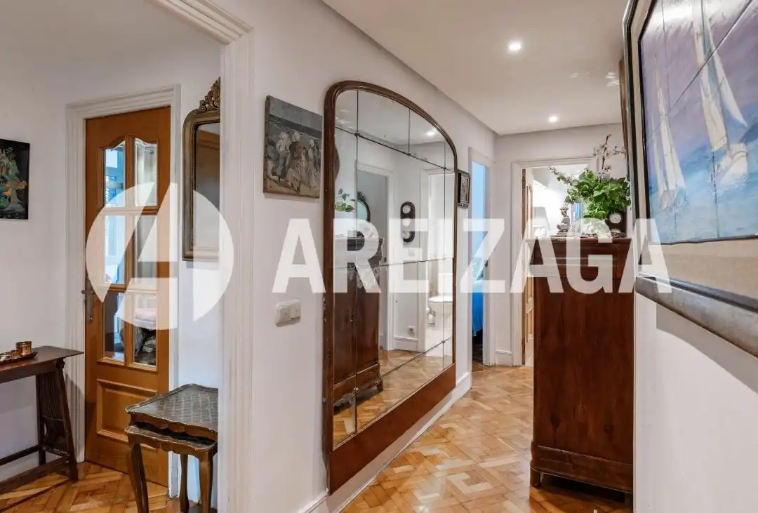 Wohnung zum Verkauf in Donostia - San Sebastián  mit Heizung, Terrasse und Möbliert