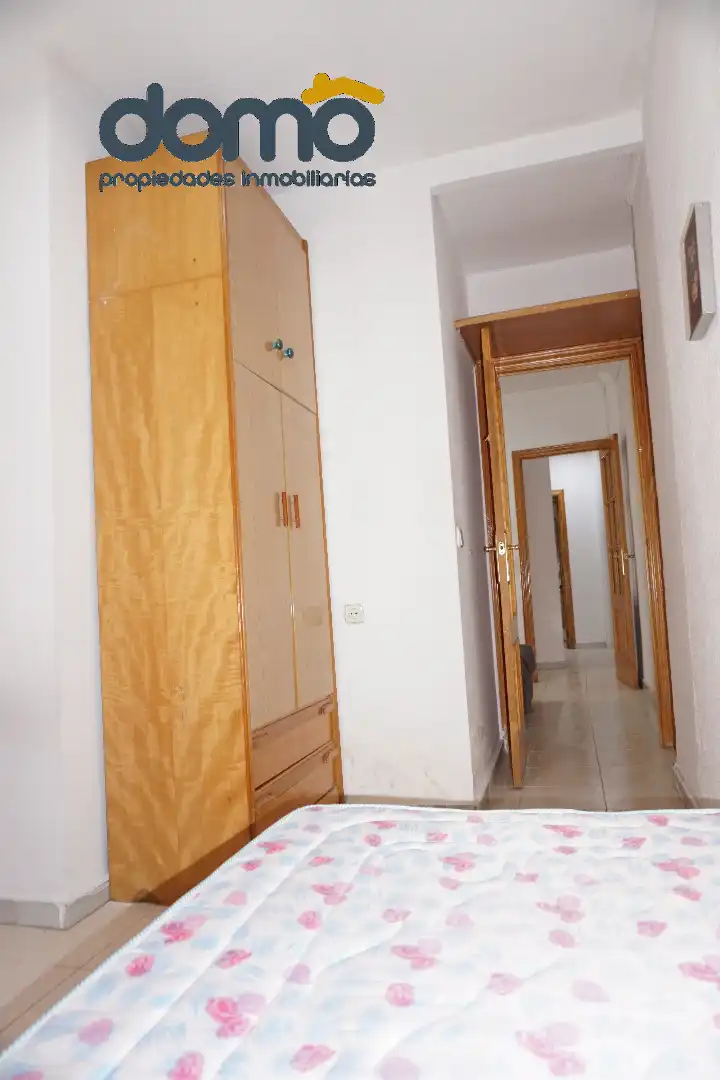 Wohnung zur Miete in Granada mit Möbliert und Balkon