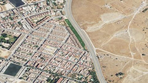 Foto 3 de Piso en venta en Calle Pontevedra, Nueva Alcalá, Alcalá de Guadaira