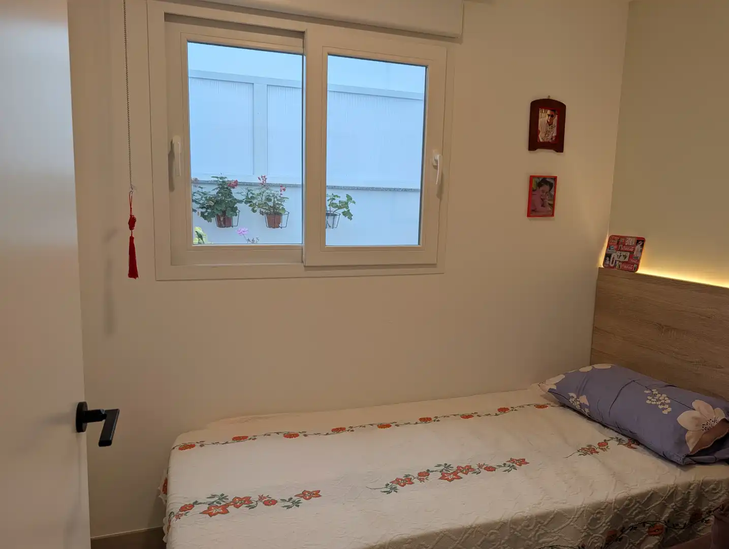 Dormitori de Pis de lloguer en La Vall d'Uixó amb Aire condicionat, Parquet i Moblat