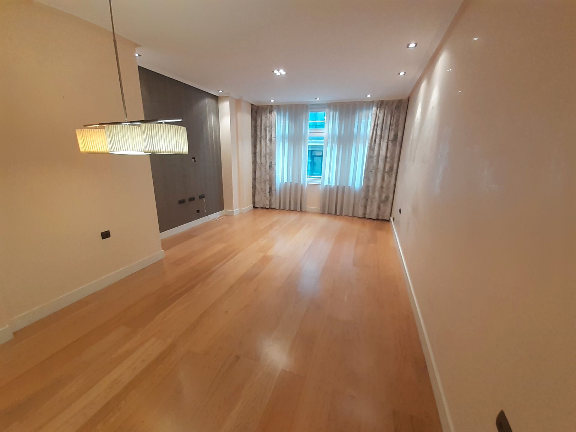 Living room of Flat for sale in Ourense Capital   with Heating, Parquet flooring and Oven