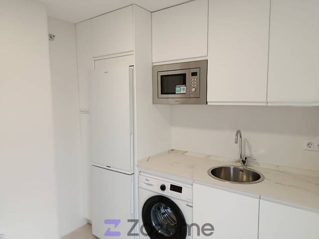 Piso en Alquiler en P.º Miguel Unamuno en Urbadiez - Entrepuentes