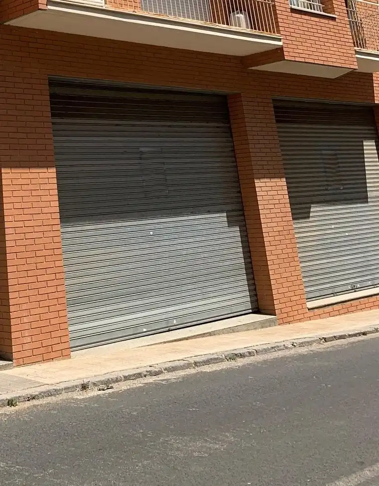 Local comercial en venda a DE MONTBRIO, imagen 4