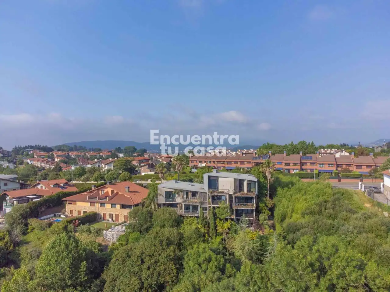 Casa o xalet en venda en Donostia - San Sebastián  amb Jardí privat, Terrassa i Piscina
