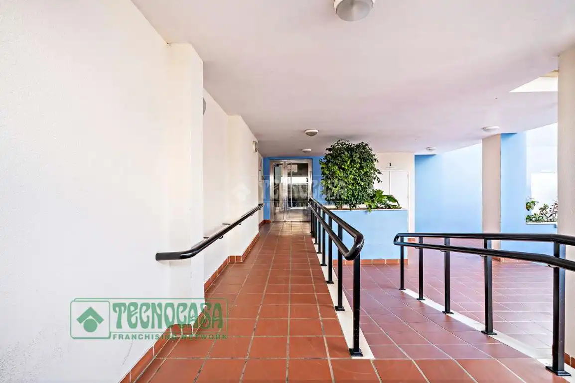 Flat for sale in Roquetas de Mar  with Air Conditioner and Heating