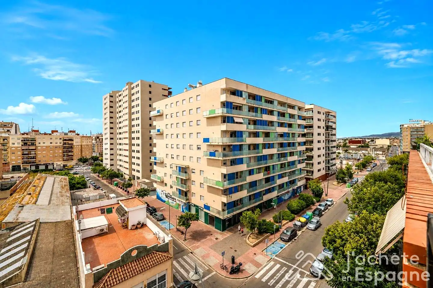 Vista exterior de Ático en venta en Vinaròs con Calefacción, Terraza y Amueblado