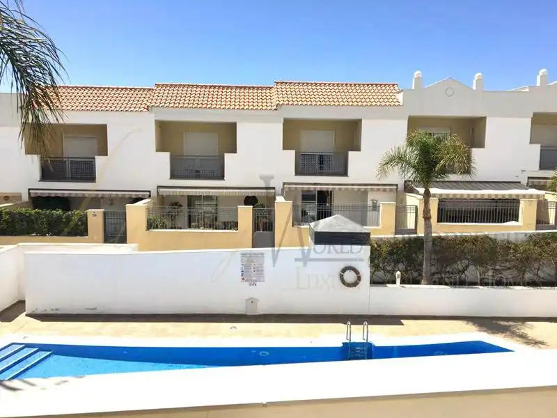Adossat amb piscina en venda a Beirut, imagen 34