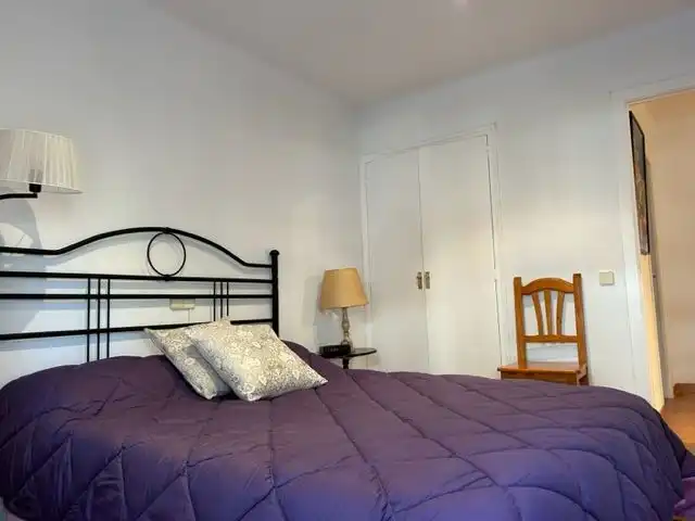 Habitación de Apartamento de alquiler en Castell d'Aro, Platja d'Aro i s'Agaró con Terraza, Amueblado y Lavadora