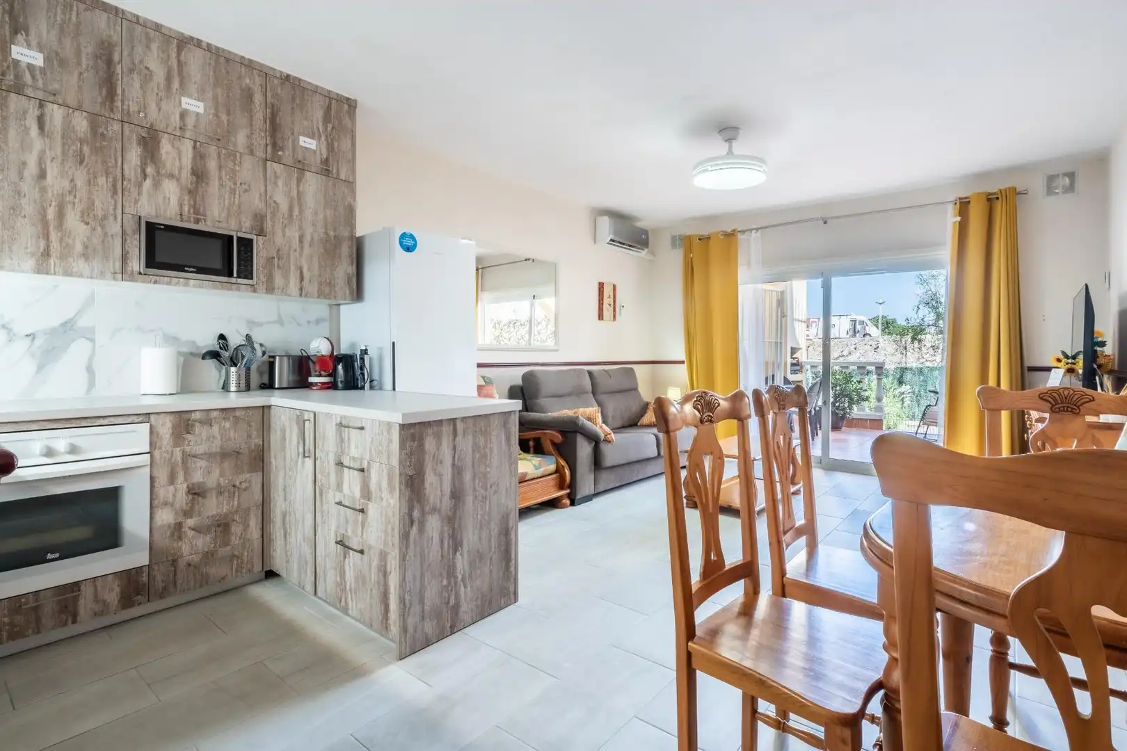 Küche von Wohnung zum Verkauf in Adeje mit Terrasse, Balkon und Gemeinschaftspool