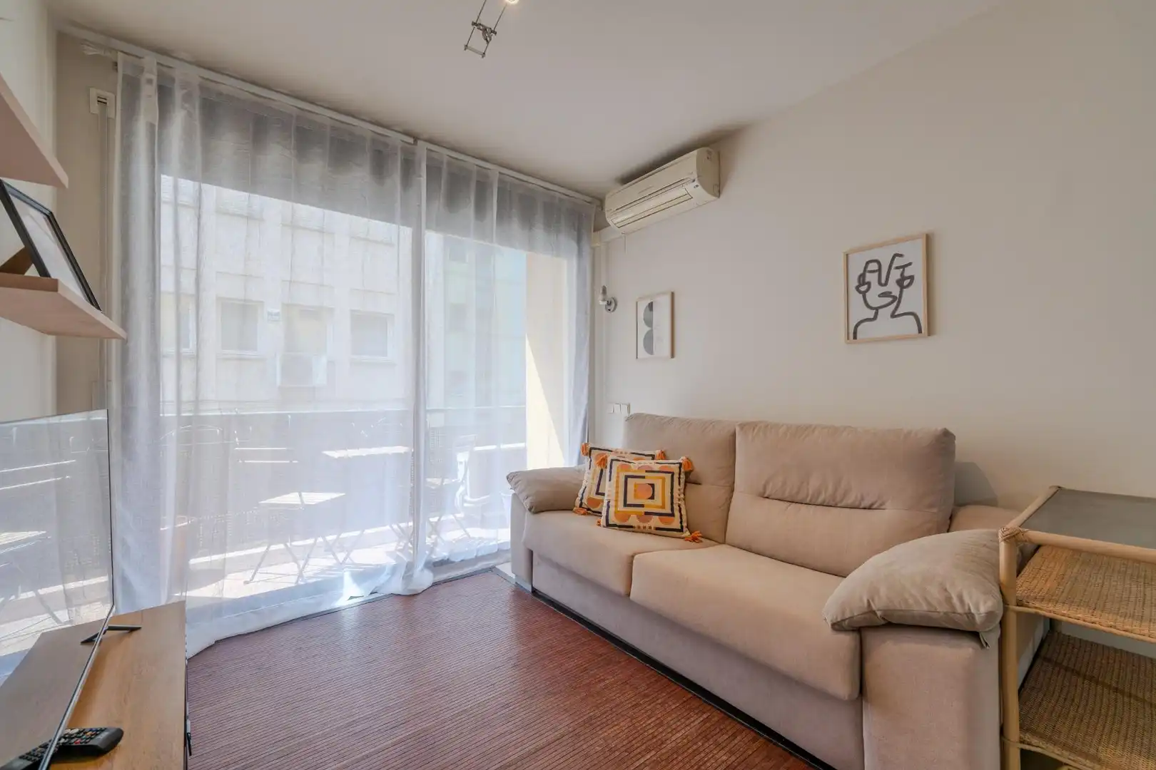 Wohnung mit Aufzug zur Miete in Carrer FIGUEROLA, imagen 2
