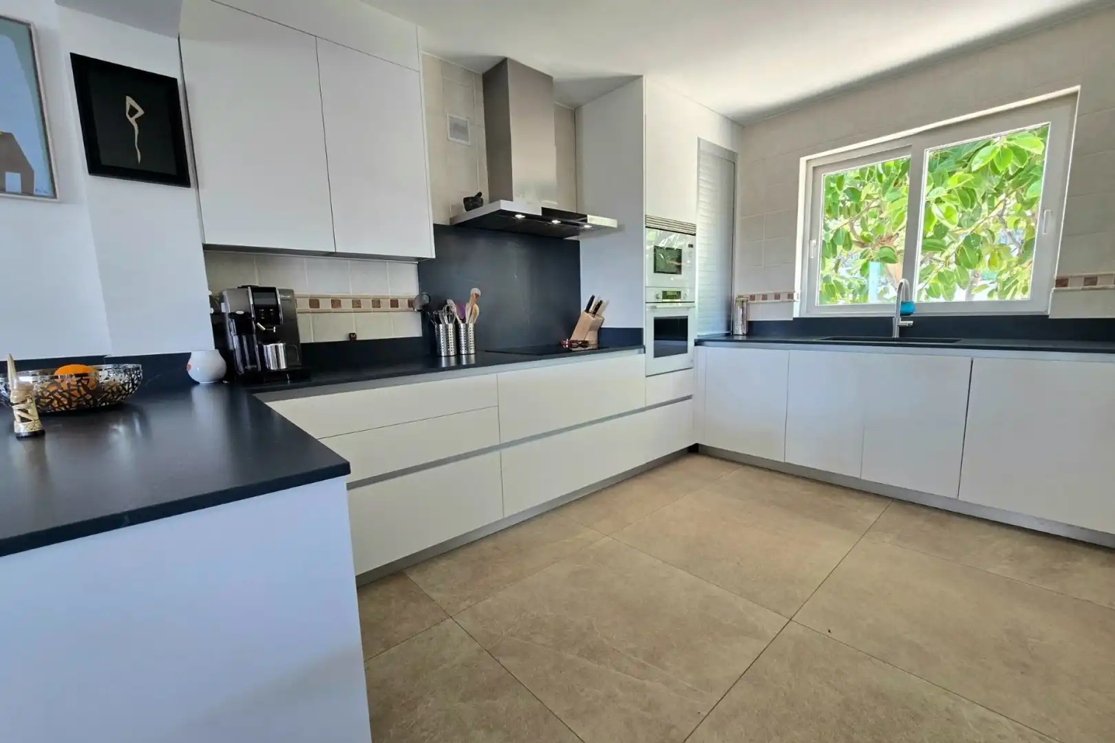 Cocina de Casa o chalet en venta en Altea con Aire acondicionado, Calefacción y Jardín privado