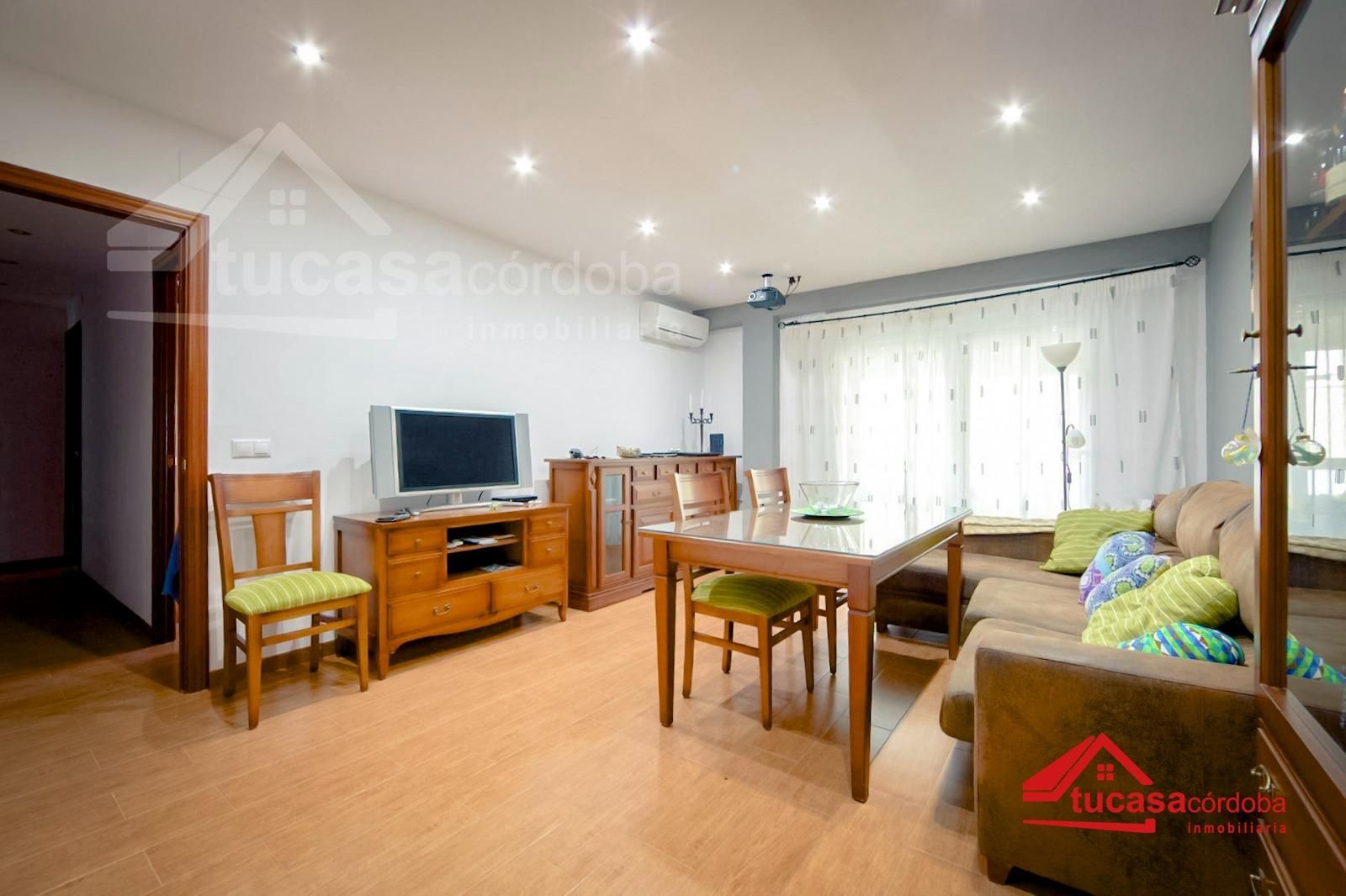 Living room of Flat for sale in  Córdoba Capital  with Air Conditioner, Terrace and Furnished