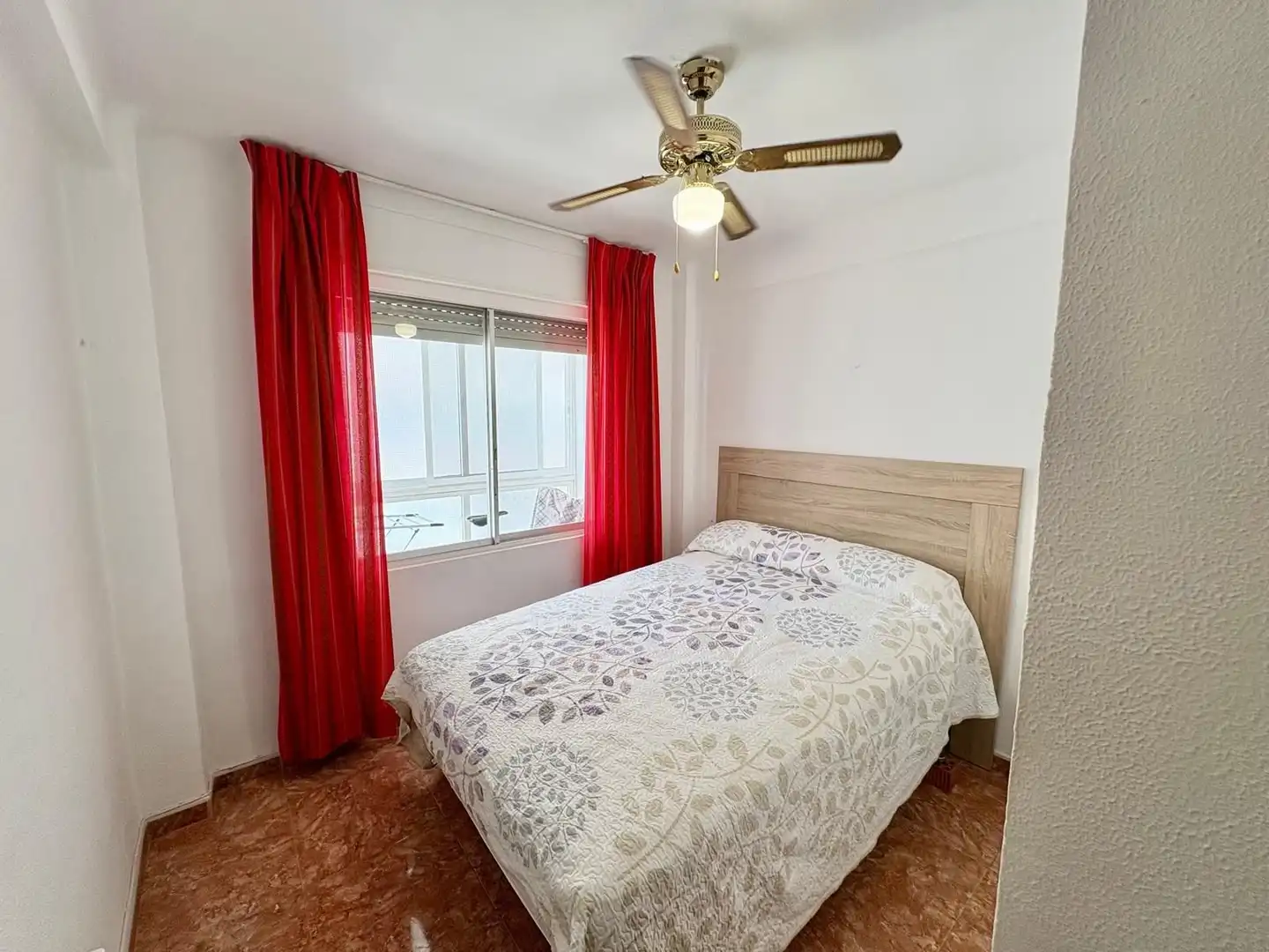 Bedroom of Apartments for rent in Vélez-Málaga  with Air Conditioner, Storage room and Community pool