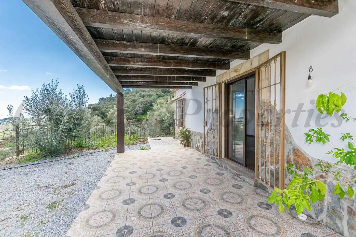 Casa con piscina en venta en Cómpeta, imagen 2