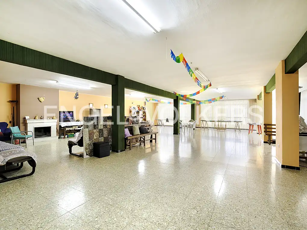 Local comercial en venta en Vilamalla