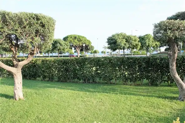Dachboden zur Miete in Cambrils mit Klimaanlage, Terrasse und Möbliert