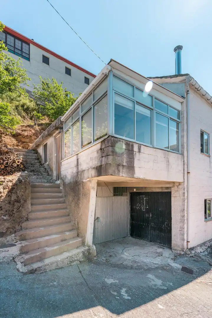 Vista exterior de Casa o xalet en venda en Ibias amb Calefacció, Terrassa i Moblat