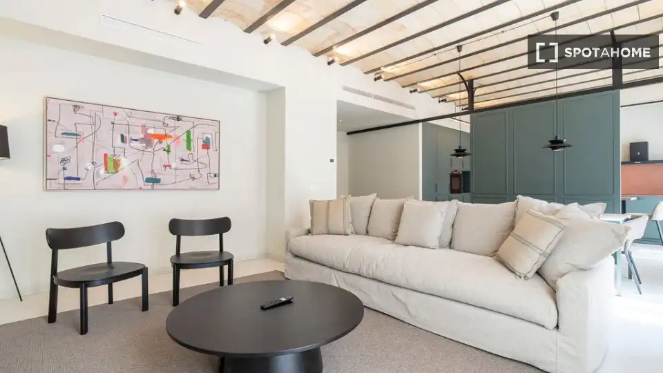 Appartamento con terrazza in affitto a L'Eixample, imagen 11