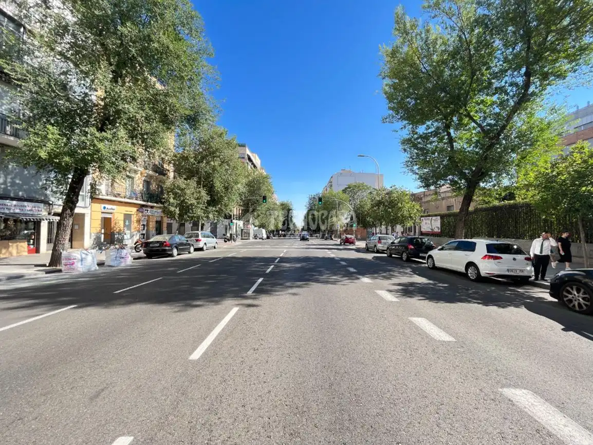 Exterior view of Garage for rent in Madrid