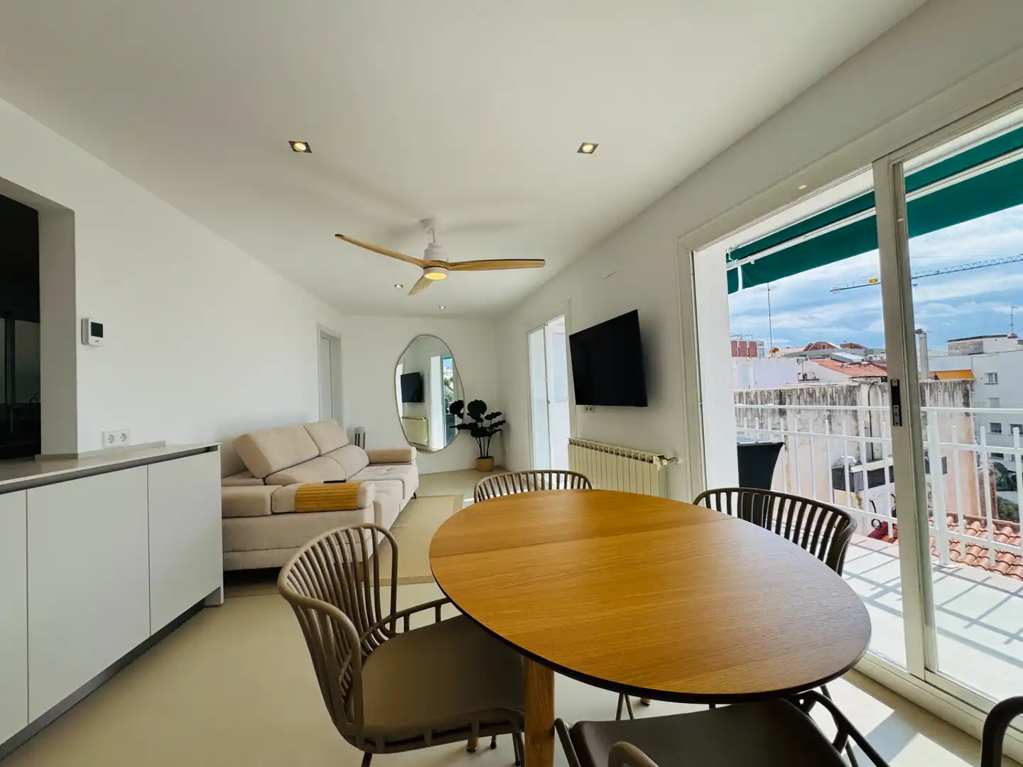 Sala d'estar de Pis en venda en Sant Pol de Mar amb Aire condicionat, Calefacció i Terrassa