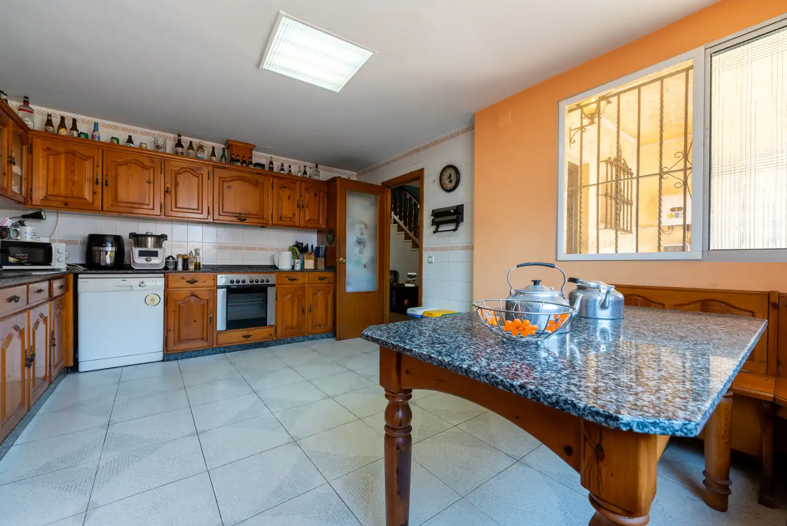 Kitchen of Detached homes for sale in Montequinto  with Air Conditioner, Heating and Parquet flooring