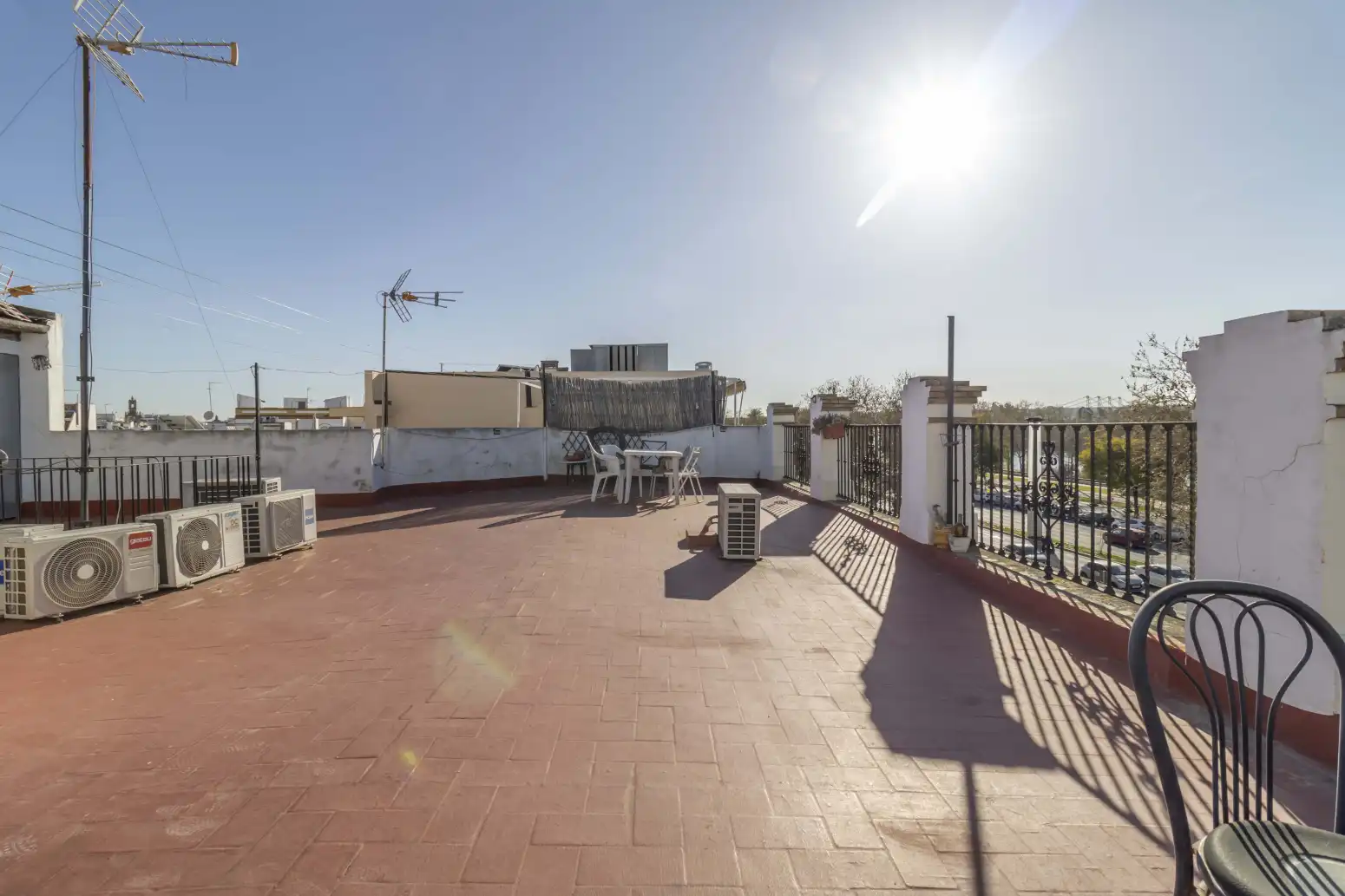 Terraza de Piso en venta en Sevilla con Aire acondicionado