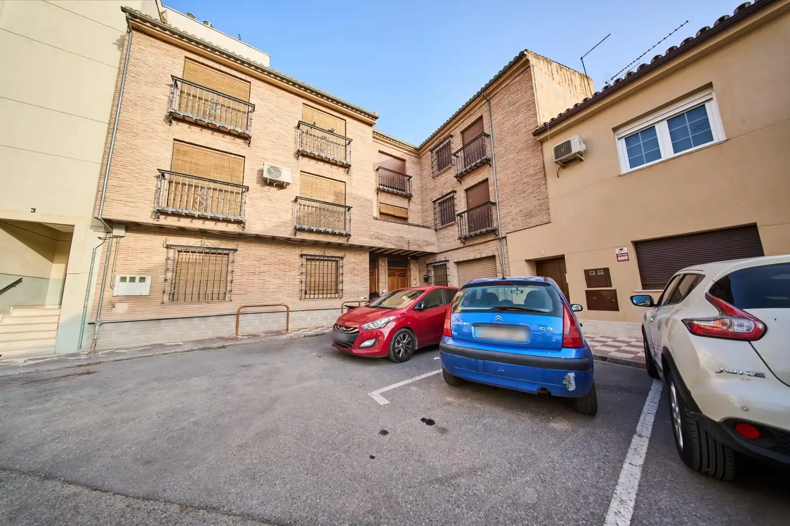 Inmuebles singulares en venta en Calle Calle de Ramón y Cajal, imagen 2