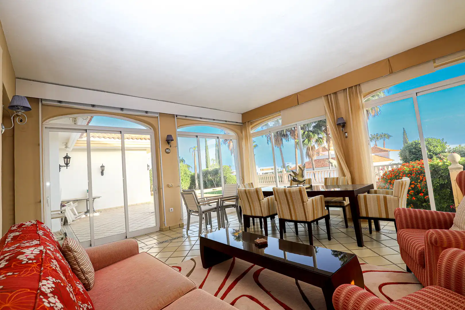 Sala de estar de Casa o chalet de alquiler en Benahavís con Aire acondicionado, Calefacción y Terraza