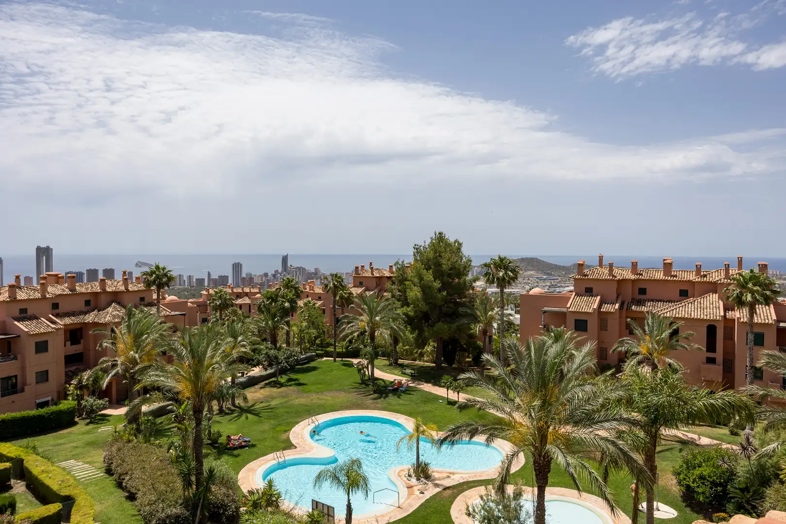 Jardí de Àtic en venda en Finestrat amb Traster, Piscina i Moblat
