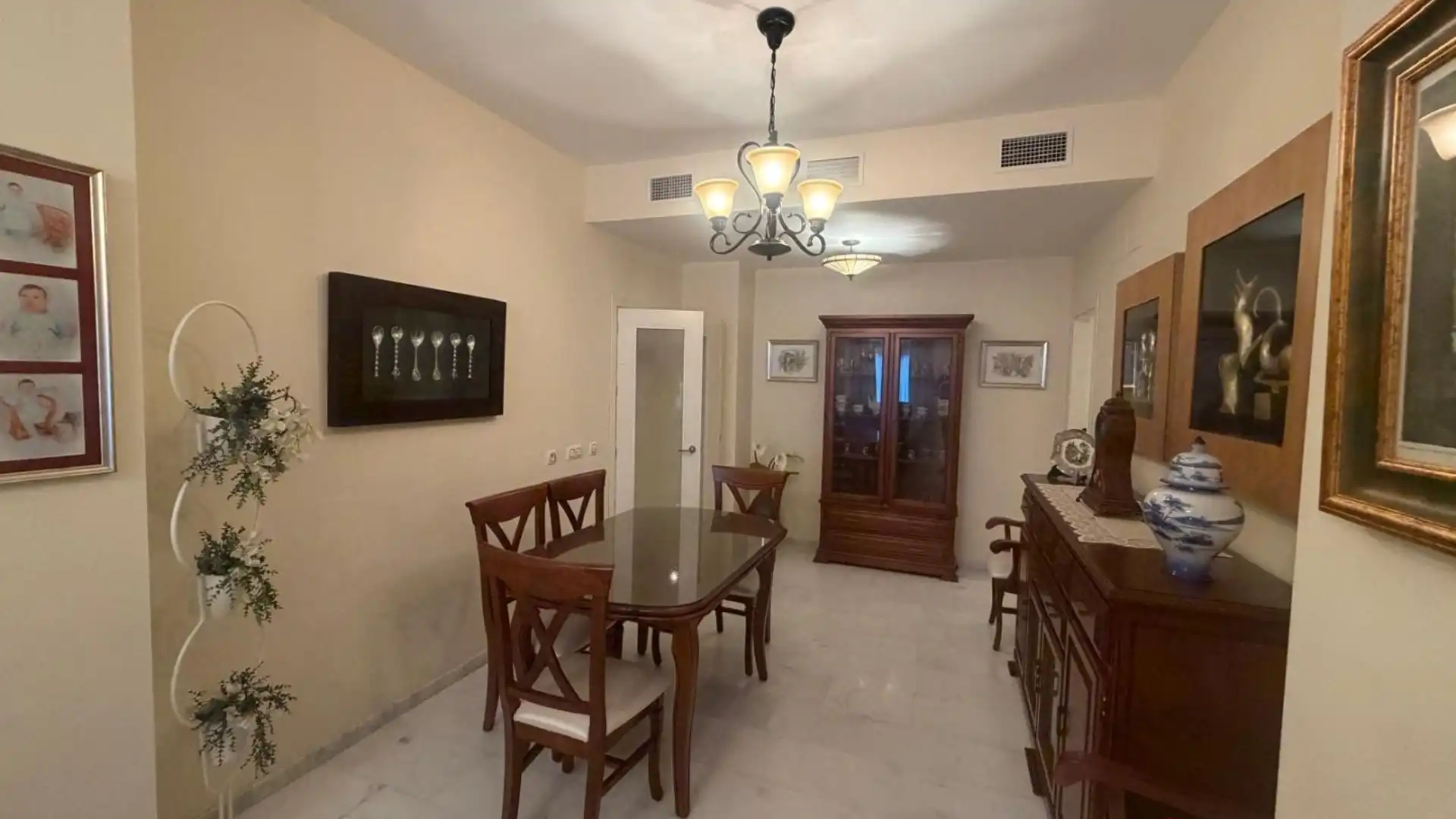 Dining room of Flat for sale in Lora del Río  with Air Conditioner and Heating