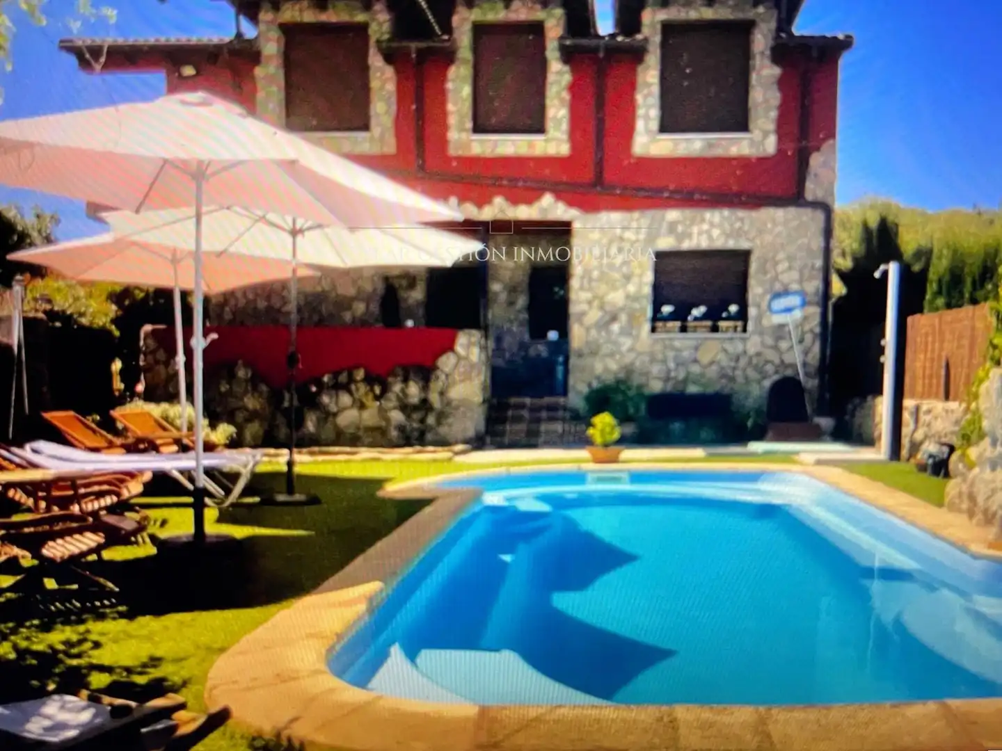 Swimming pool of Houses for sale in La Calzada de Béjar   with Heating, Private garden and Terrace
