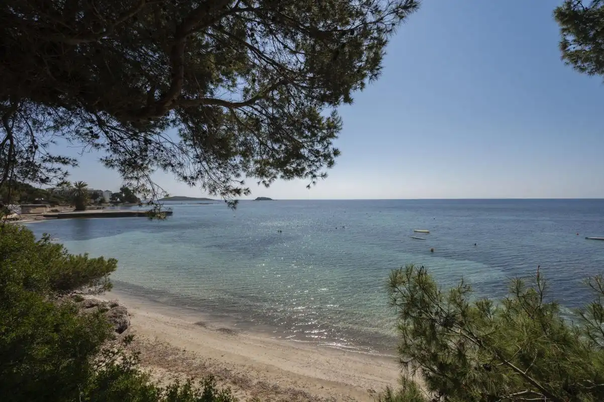 Ground floor for sale in Santa Eulària des Riu  with Air Conditioner, Heating and Private garden