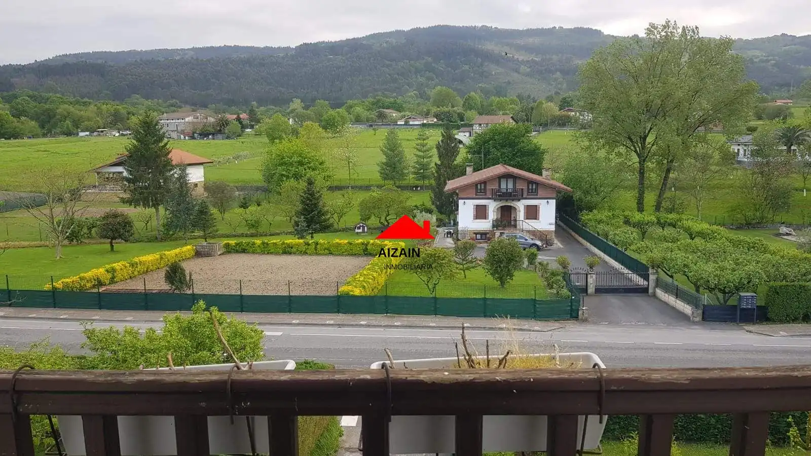 Piso en venta en Lezama con Trastero, Amueblado y Balcón