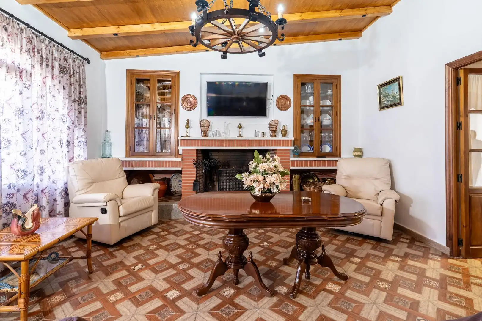 Sala de estar de Casa o chalet en venta en El Garrobo con Aire acondicionado, Calefacción y Jardín privado