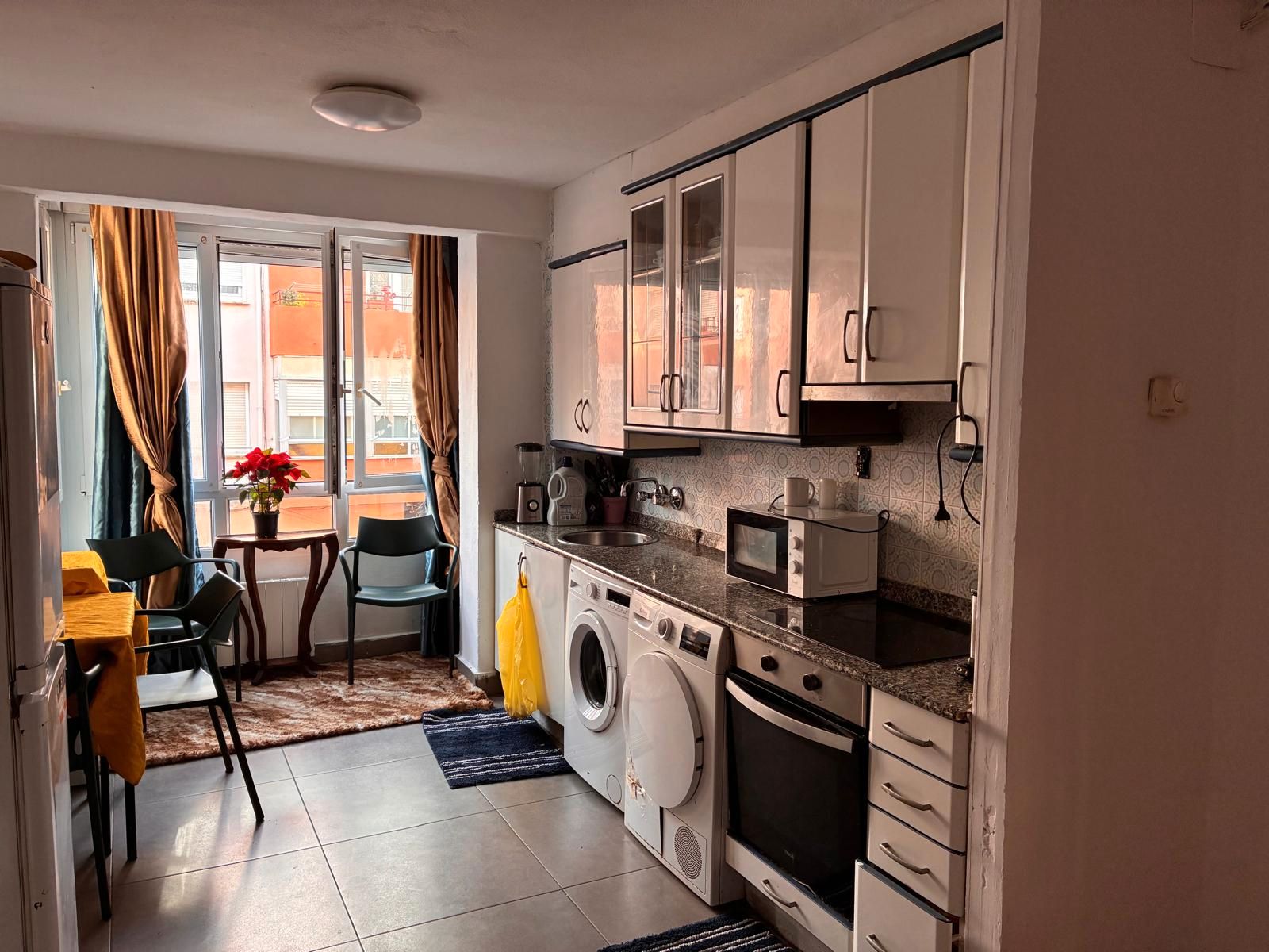 Kitchen of Flat for sale in Torrelavega   with Heating, Furnished and Oven