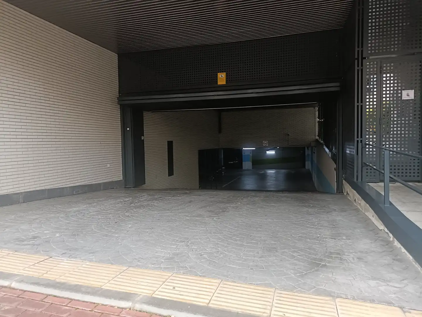 Garage for sale in Alcorcón