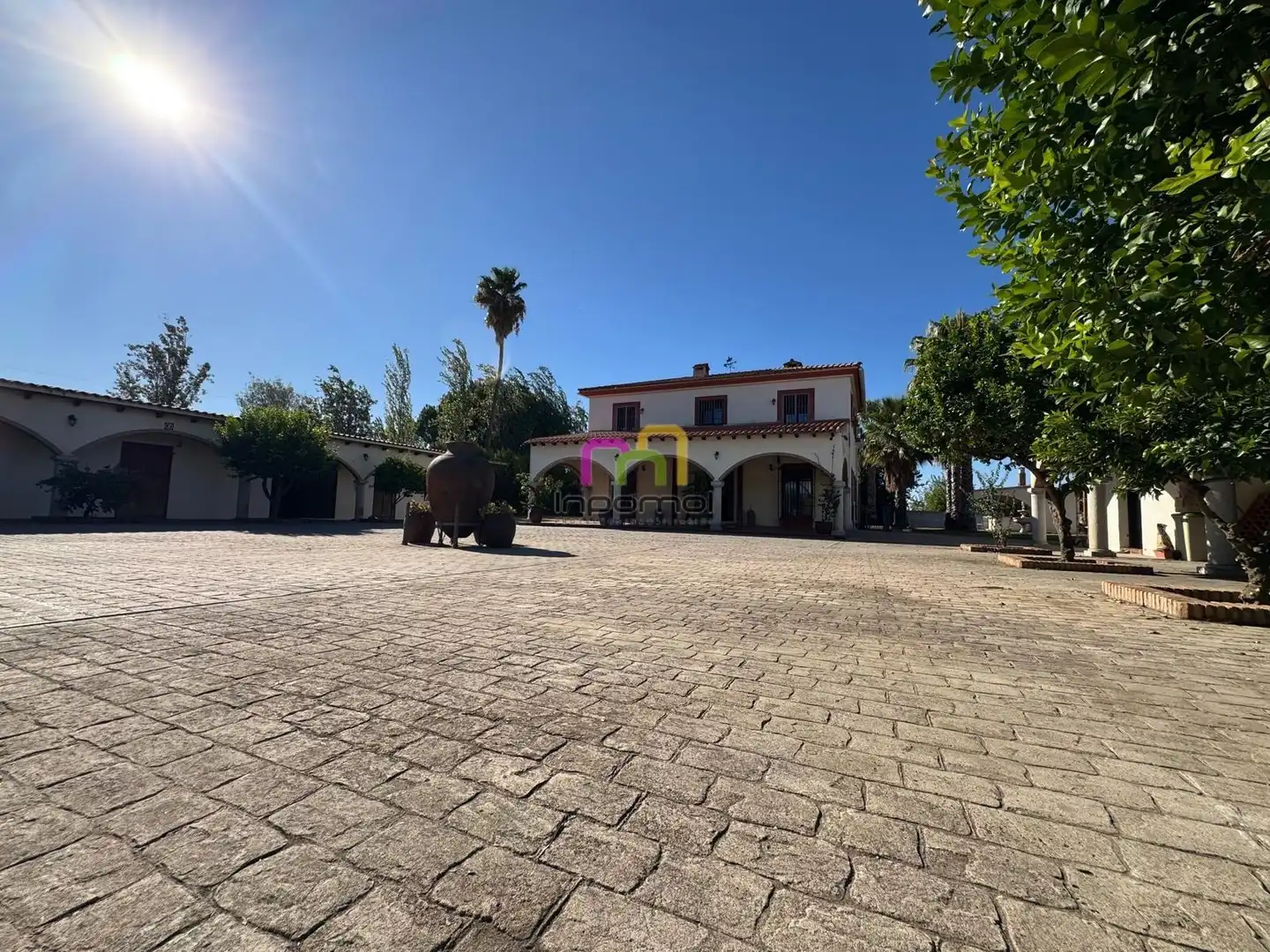 Vista exterior de Casa o chalet de alquiler en Badajoz Capital con Aire acondicionado, Calefacción y Jardín privado
