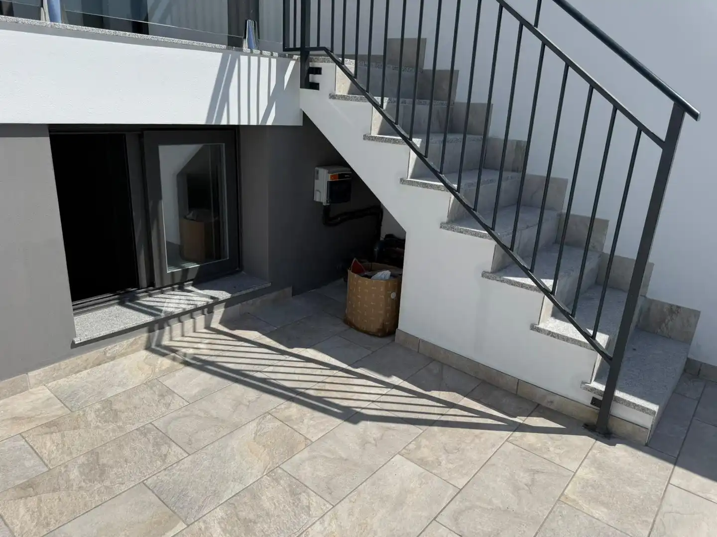 Terrasse von Einfamilien-Reihenhaus zum Verkauf in Torrox mit Klimaanlage, Heizung und Privatgarten