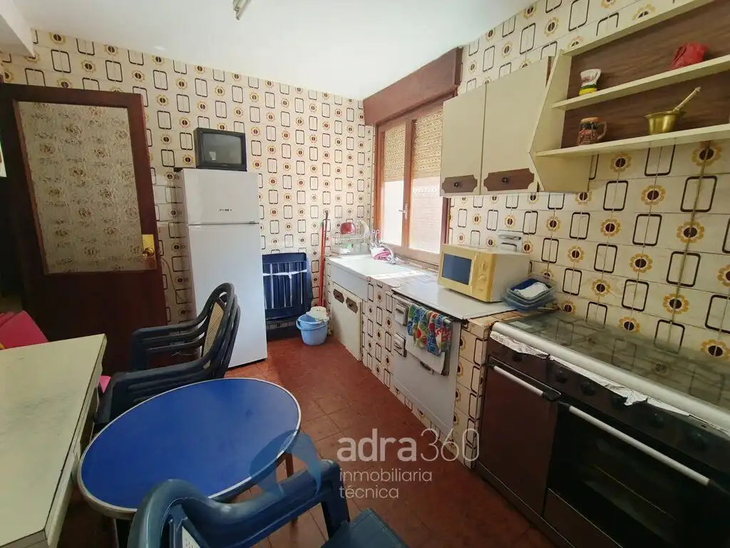 Cuina de Casa o xalet en venda en Arnedillo amb Calefacció, Jardí privat i Terrassa