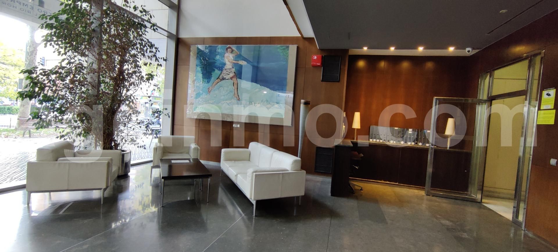 Sala d'estar de Oficina de lloguer en Valladolid Capital amb Aire condicionat, Calefacció i Traster